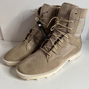 NWT SOREL Caribou OTM Snow Boots; Khaki size12
